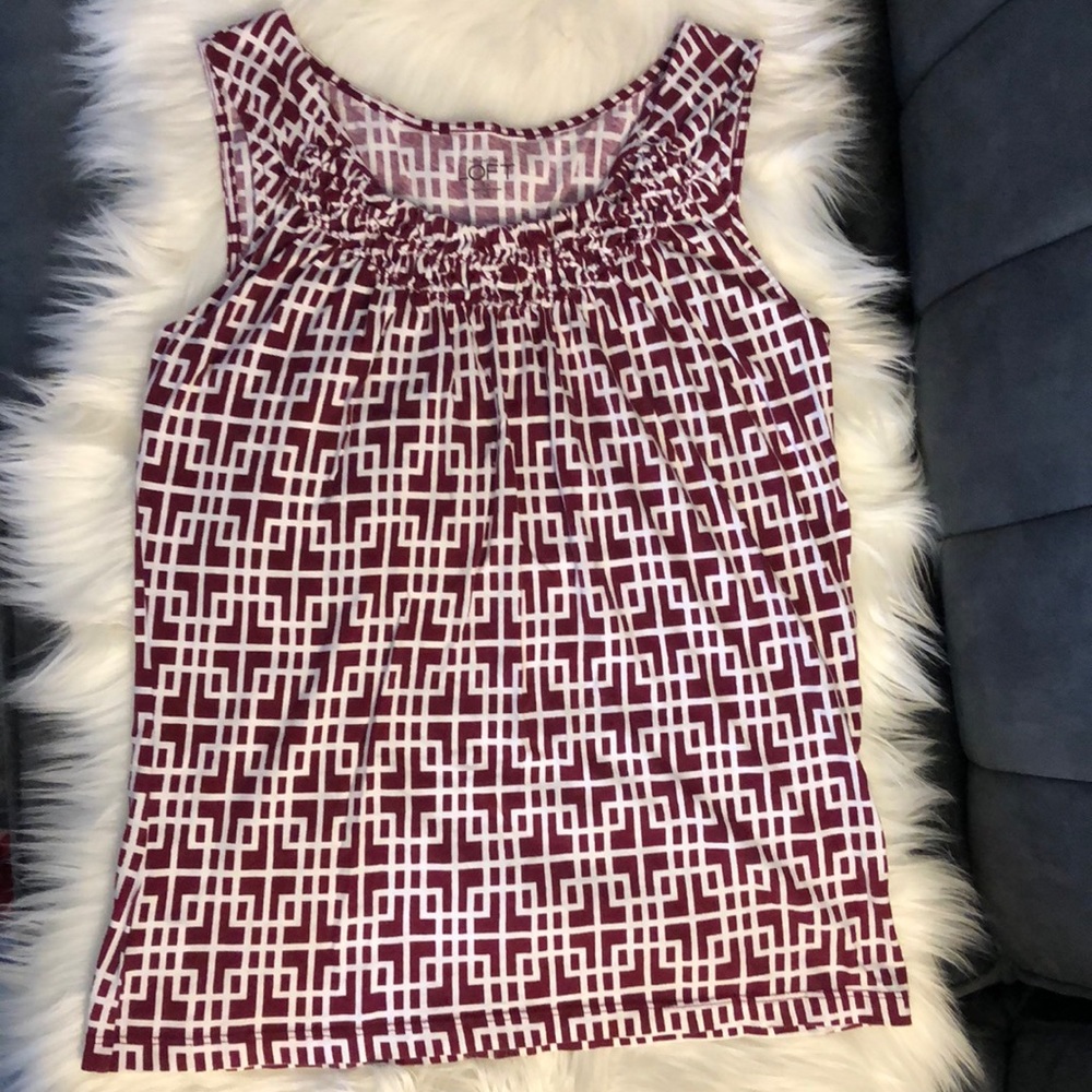 Loft by Ann Taylor Red and White Print Tank